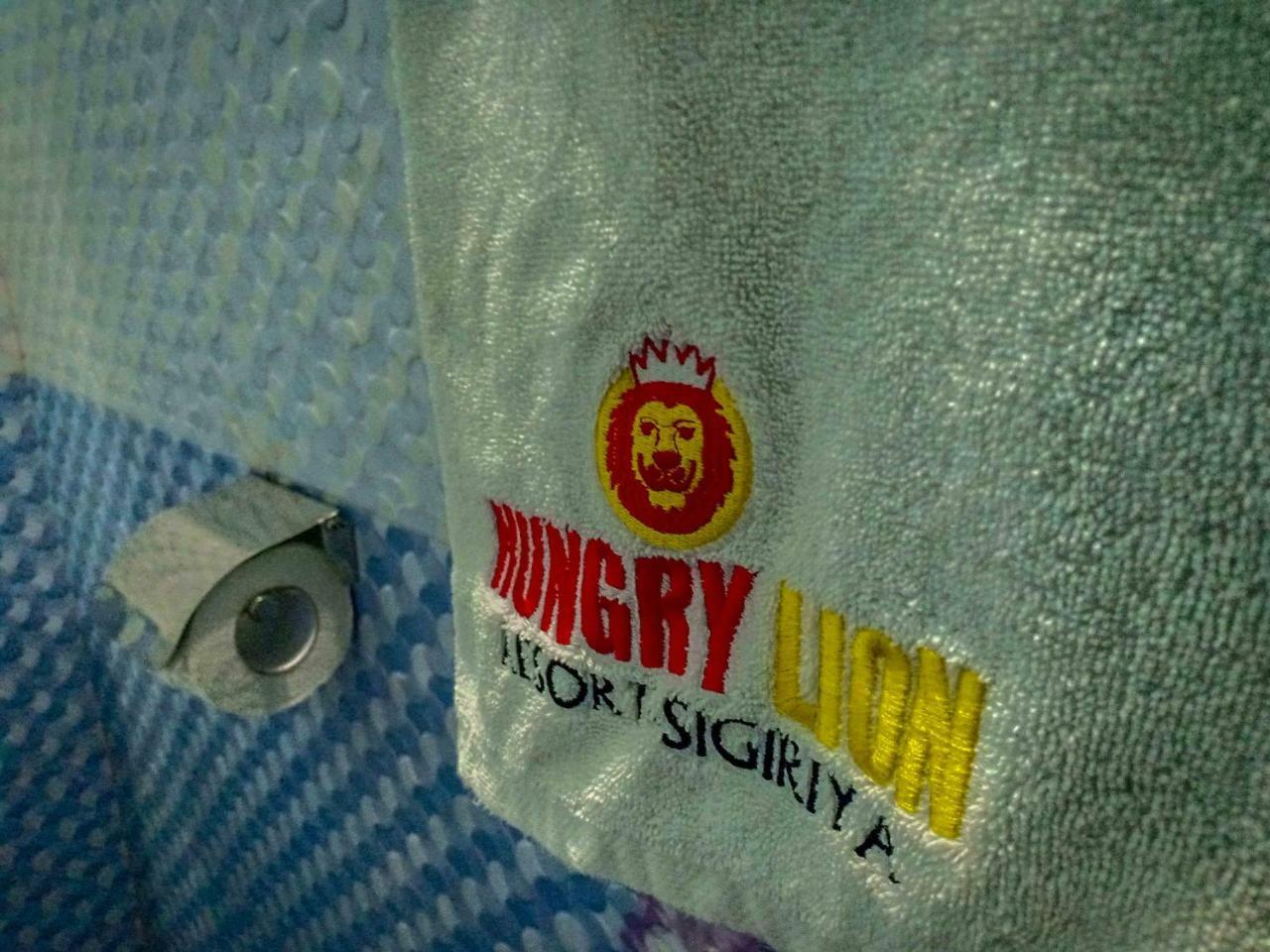 Hungry Lion Resort Сигирия Экстерьер фото