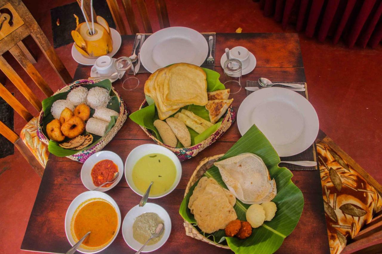 Hungry Lion Resort Сигирия Экстерьер фото